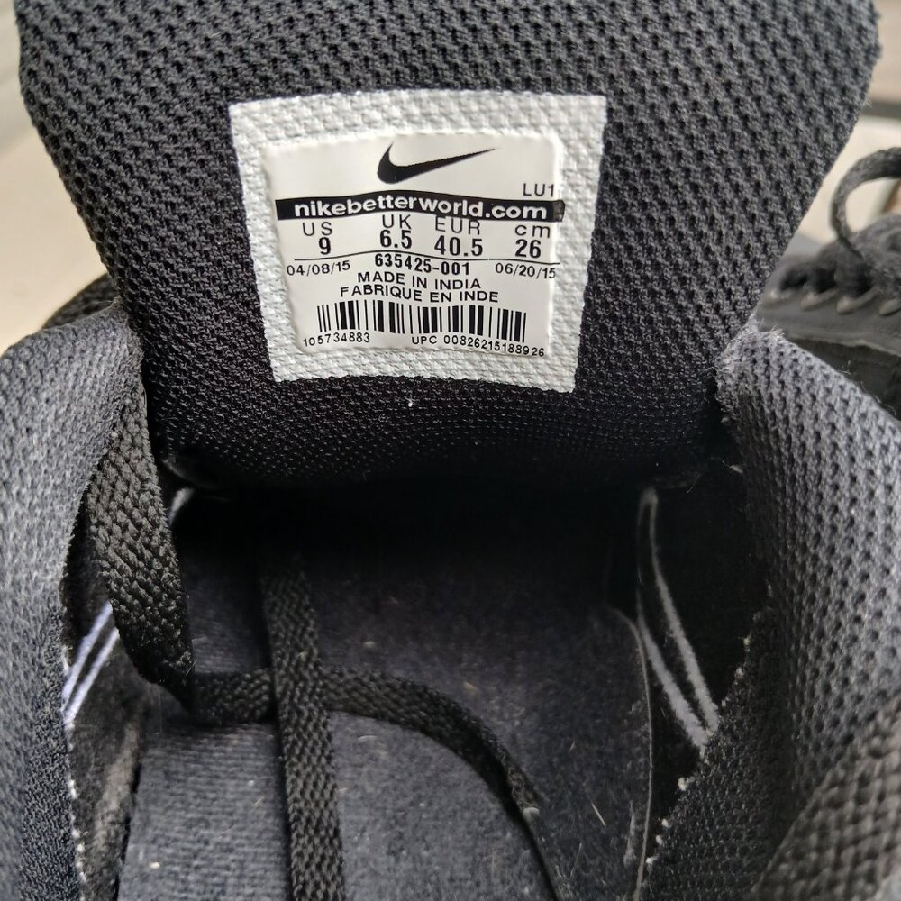 Nike Sneaker Women's - Picture 6 of 9